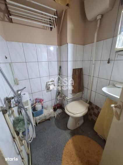 Apartament cu 2 camere în Micro 8