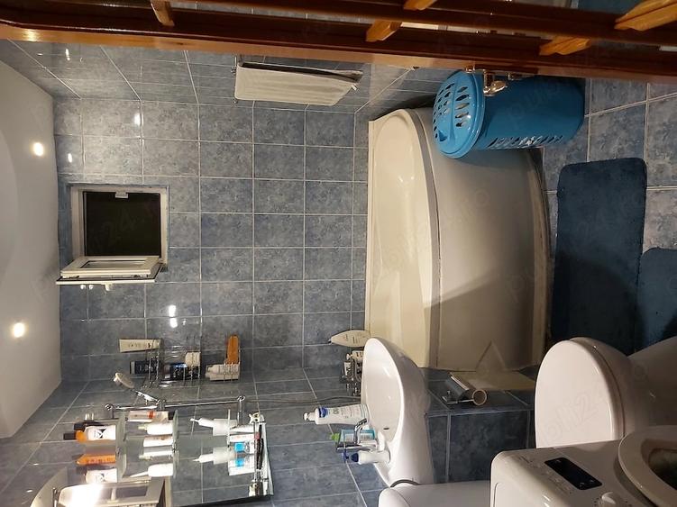 Apartament cu 2 camere decomandat în Precista