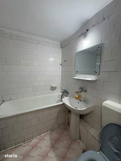 Apartament cu 2 camere decomandat în Crângași