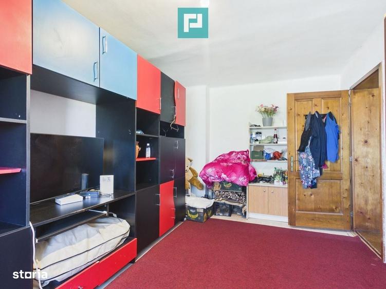 Apartament cu 2 camere decomandat în Zimandu Nou