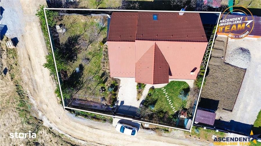 Casă cu 5 camere cu Teren 534 Mp în Ilieni