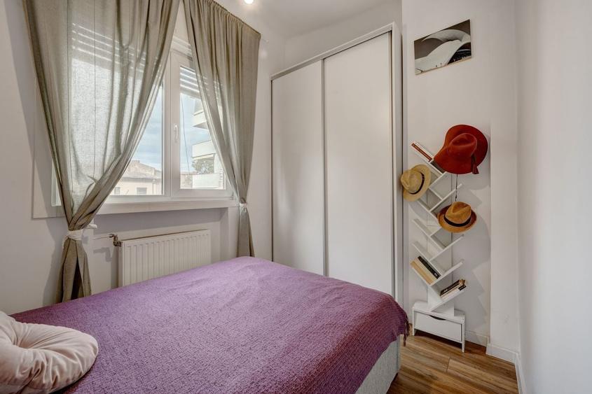 Apartament cu 2 camere semidecomandat, mobilat în Parcul Carol