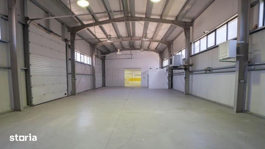 Spațiu comercial, de 592 mp, în Florești