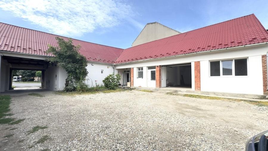 Spațiu comercial, de 80 mp, în Central