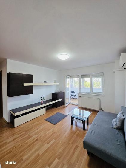 Apartament cu 2 camere decomandat în Vitan