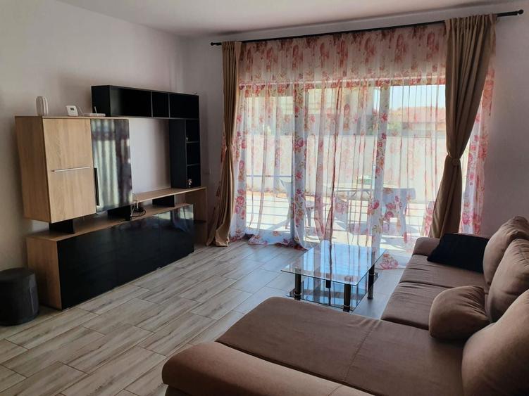 Duplex cu 4 camere cu Canalizare în Dumbrăvița
