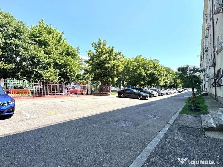 Apartament cu 2 camere nedecomandat în Vitan