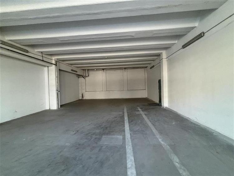 Spațiu comercial, de 1,100 mp, în Ghencea