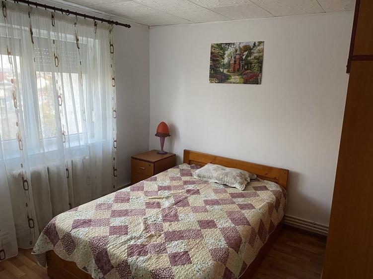 Apartament cu 2 camere decomandat în Micro 14