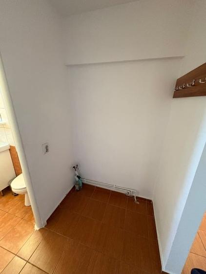 Apartament cu 3 camere decomandat în Cug