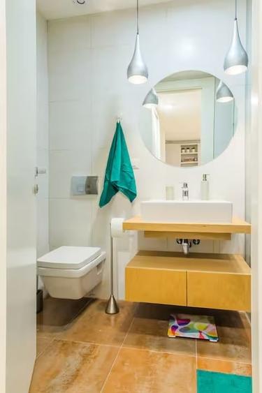 Apartament cu 2 camere semidecomandat, mobilat în Barbu Văcărescu