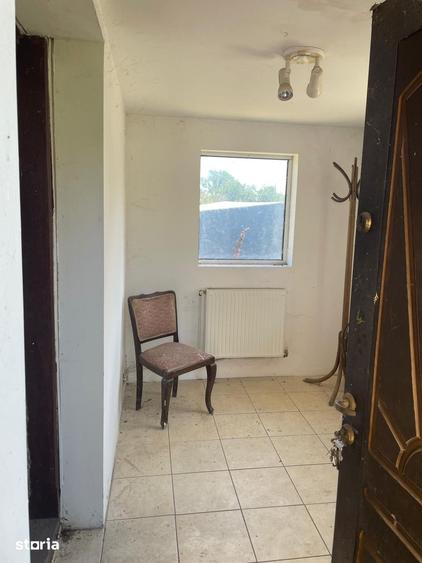 Casă cu 3 camere cu Teren 1346 Mp în Poroschia