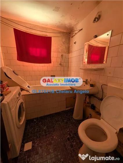 Apartament cu 4 camere semidecomandat în Central