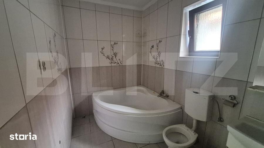 Casă cu 3 camere cu Teren 2918 Mp în Doba