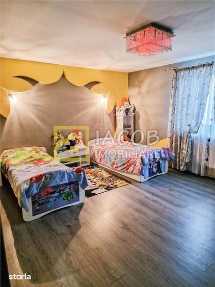 Casă cu 3 camere cu Teren 300 Mp în Gherăiești