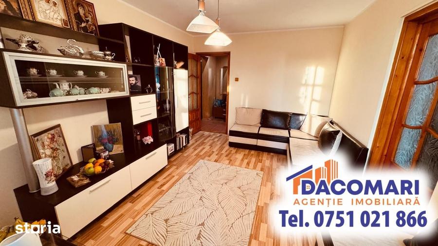 Apartament cu 2 camere decomandat în Micro 17