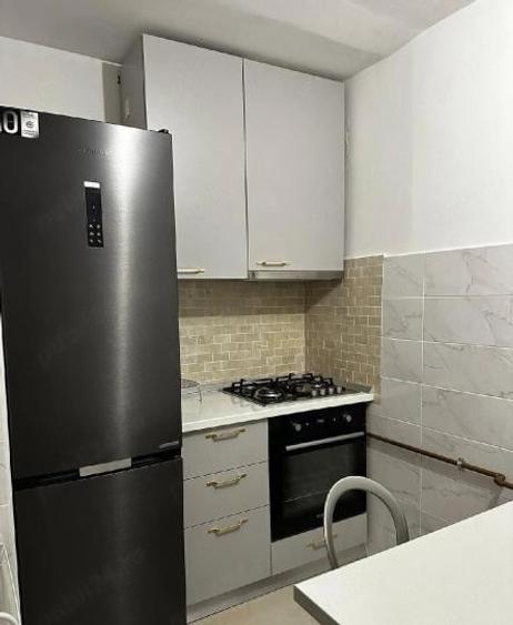 Apartament cu 2 camere semidecomandat, mobilat în Iancului