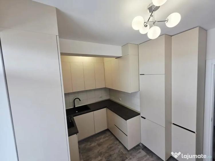 Apartament cu 2 camere decomandat în Exterior Vest