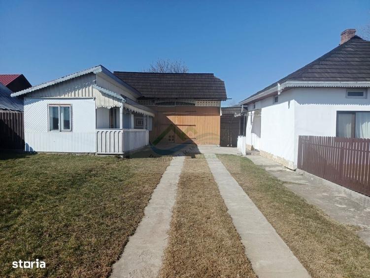 Casă cu 4 camere în Mălini