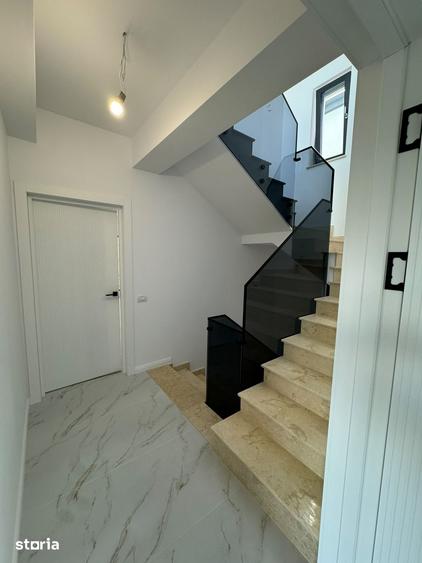 Casă cu 4 camere cu Teren 320 Mp în Ghencea