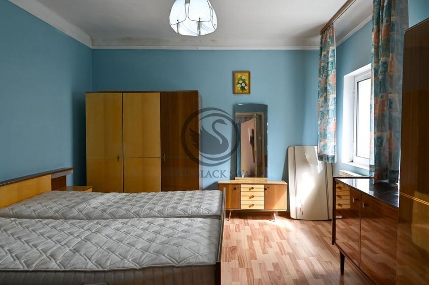 Casă individuală cu 3 camere cu Canalizare în Mihai Bravu