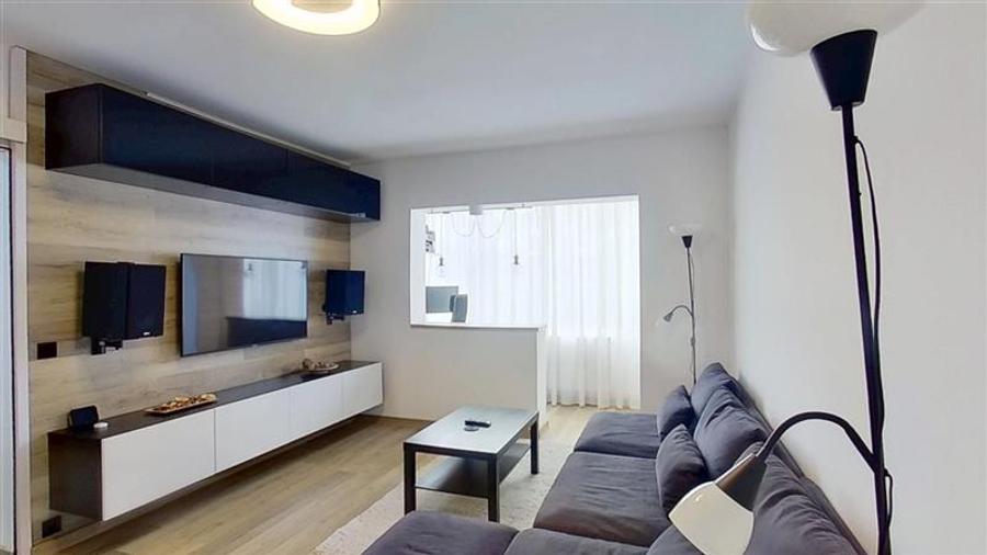 Apartament cu 2 camere decomandat în Griviței