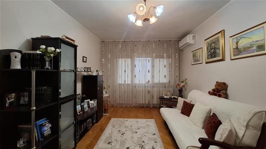Apartament cu 2 camere semidecomandat în Gară