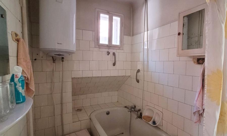 Casă individuală cu 3 camere cu Teren 481 Mp în Între Lacuri