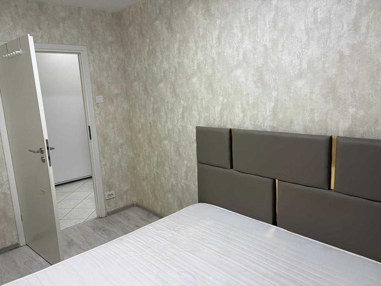 Apartament cu 3 camere decomandat, mobilat în Doamna Ghica