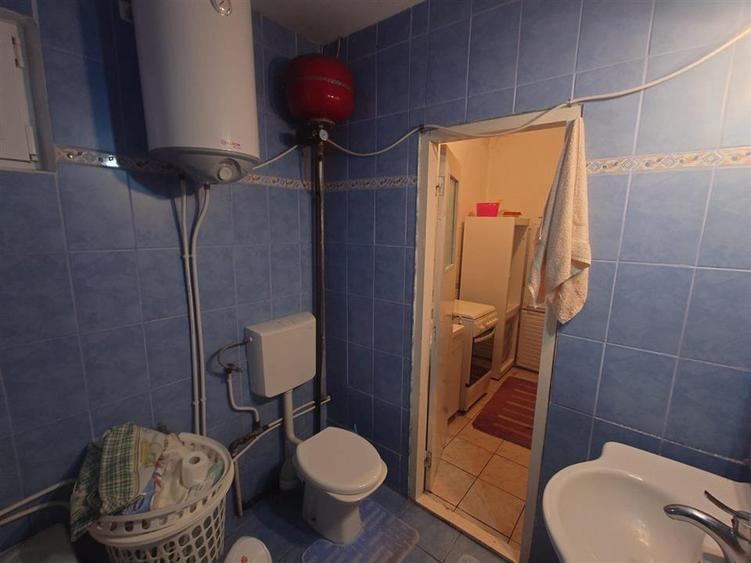 Casă cu 3 camere cu Teren 12861 Mp în Luncoiu de Jos