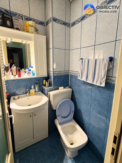 Apartament cu 3 camere decomandat, mobilat în Central