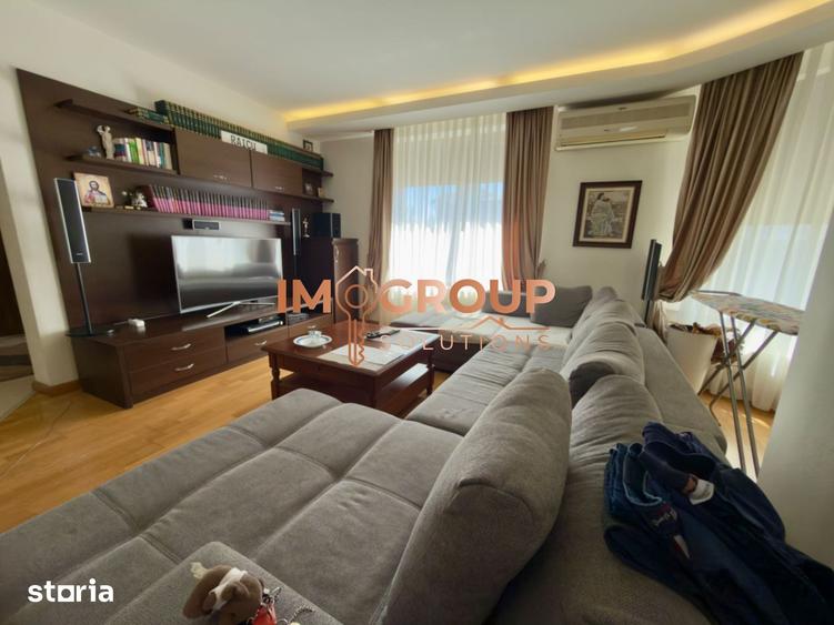 Casă cu 6 camere cu Teren 800 Mp în Valea Lupului