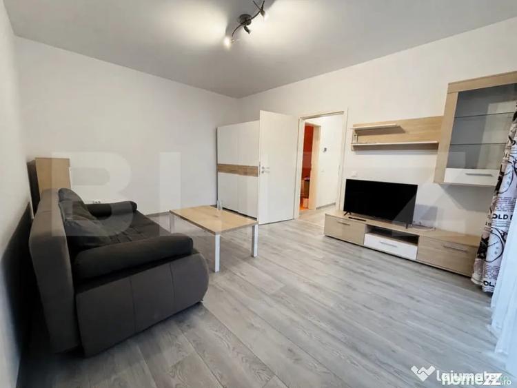 Apartament cu 2 camere decomandat în Sânpetru