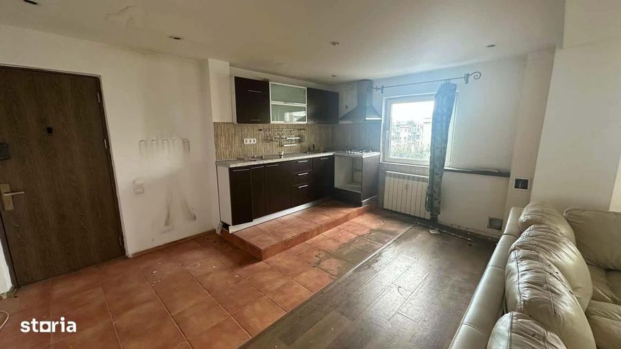 BD.DECEBAL, Apartament cu 3 camere decomandate - 90 mp- etaj 4/4, - 12