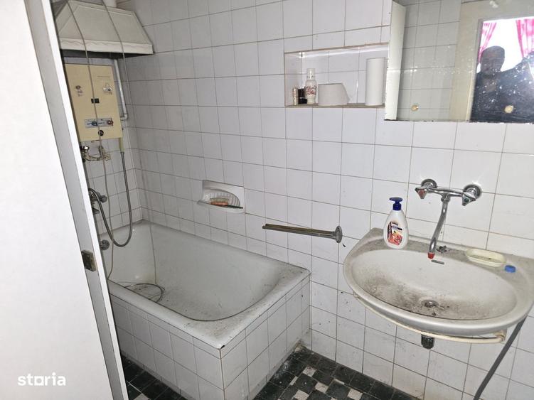 Casă cu 3 camere în Mureșeni
