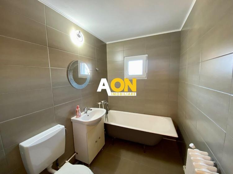 Apartament cu 2 camere decomandat, mobilat în Cetate