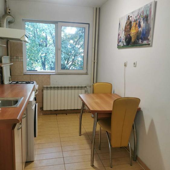 Apartament cu 2 camere semidecomandat în Vest