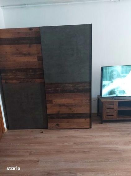 Proprietar, inchiriez apt. 1 camera, Medicina, 350 euro - 6