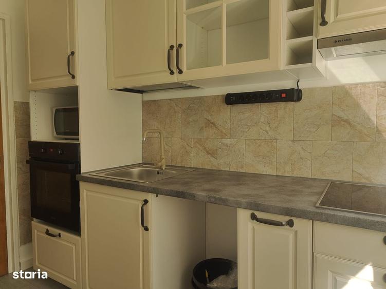 Apartament cu 2 camere semidecomandat în Dristor