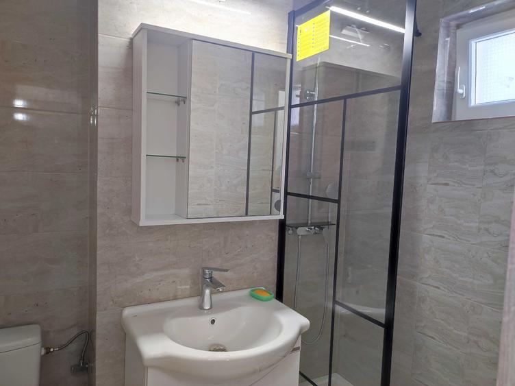 Apartament cu 2 camere decomandat în Iancului