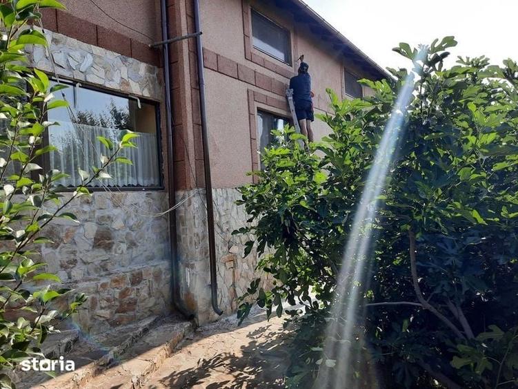 Casă cu 4 camere cu Teren 420 Mp în Central