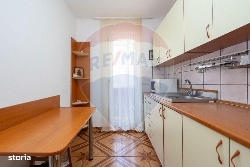 Apartament cu 3 camere decomandat, mobilat în Caragiale