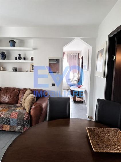 Apartament cu 2 camere decomandat în Valea Lupului