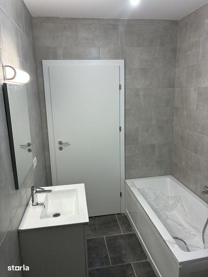 Casă cu 4 camere cu Teren 477 Mp în Central