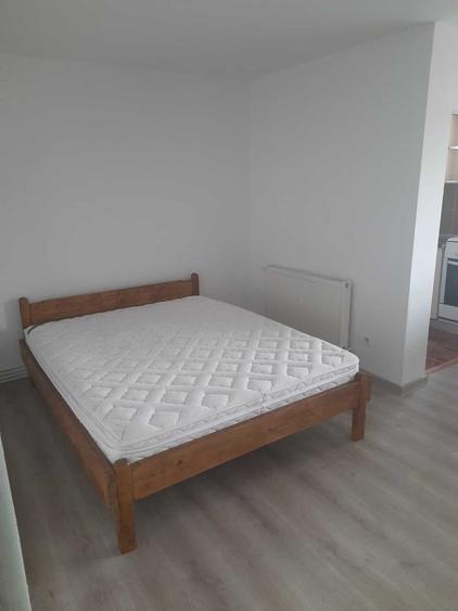 Garsonieră decomandată în Exterior Vest