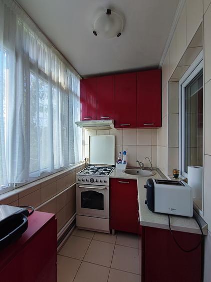 Apartament cu 3 camere decomandat în Inel I