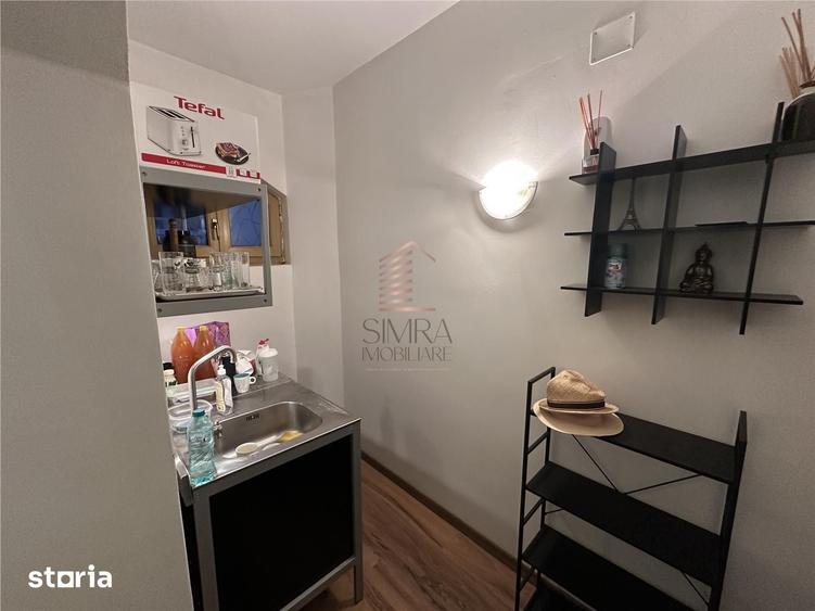 Casă cu 6 camere cu Teren 70 Mp în Central
