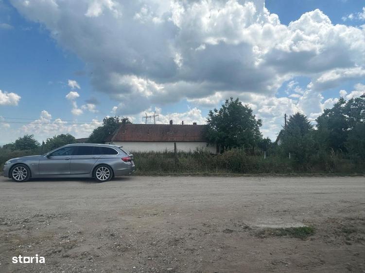 Spațiu comercial, în Hălchiu