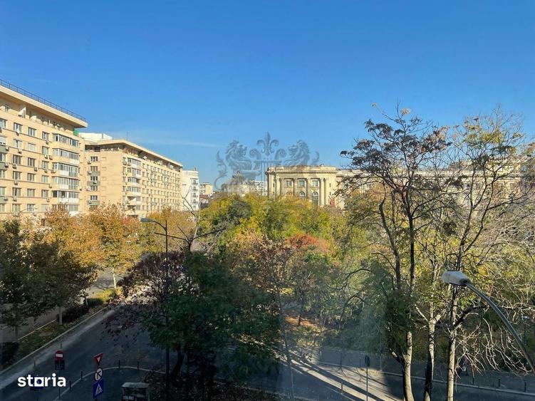Apartament cu 2 camere decomandat în Sala Palatului