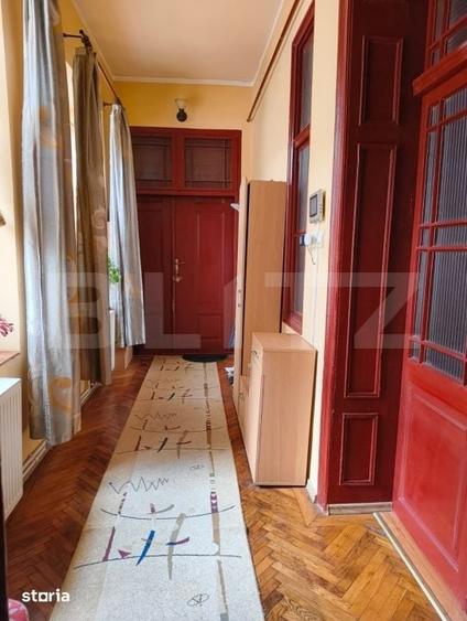 Casă cu 5 camere semidecomandat cu Teren 473 Mp în Ultracentral